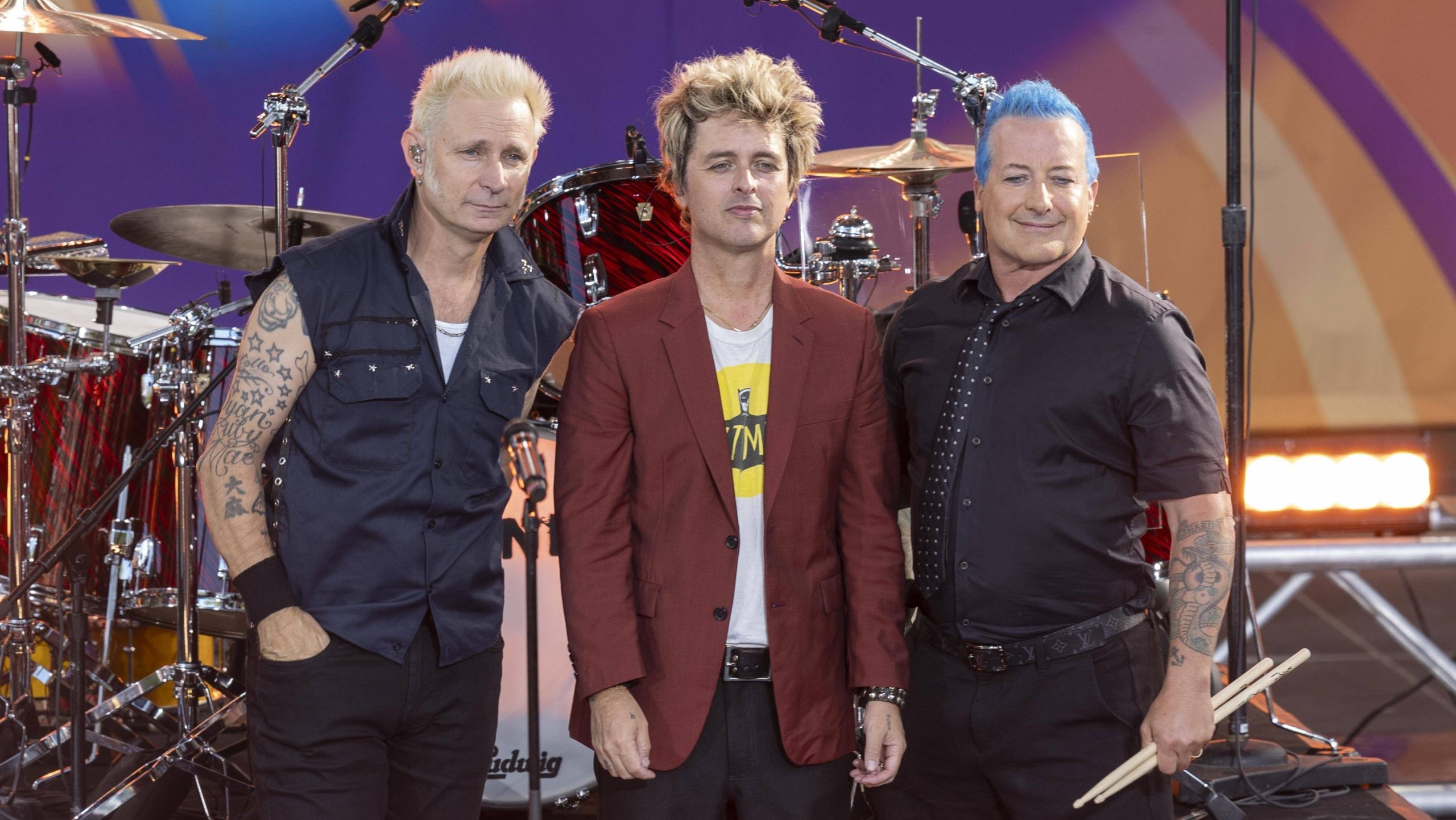 video-section-banner-image