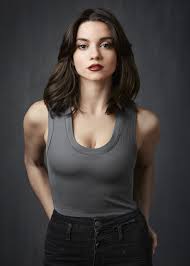Lauren LaVera