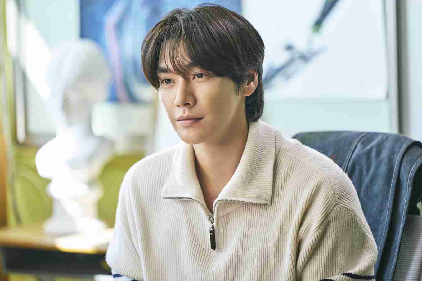 Walking on Thin Ice (은수 좋은 날 Eunsu Joeun Nal) Episode 4